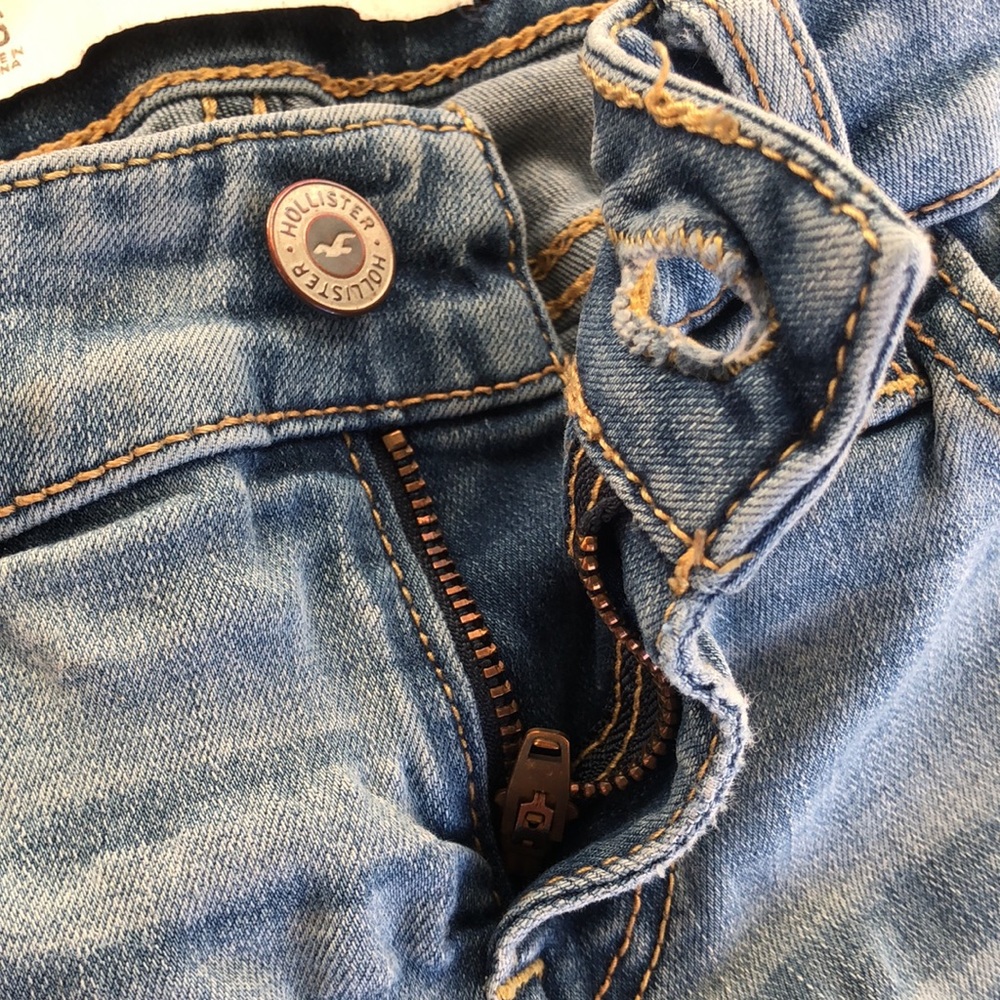 Hollister Jeans 👖 - Picture 6 of 9